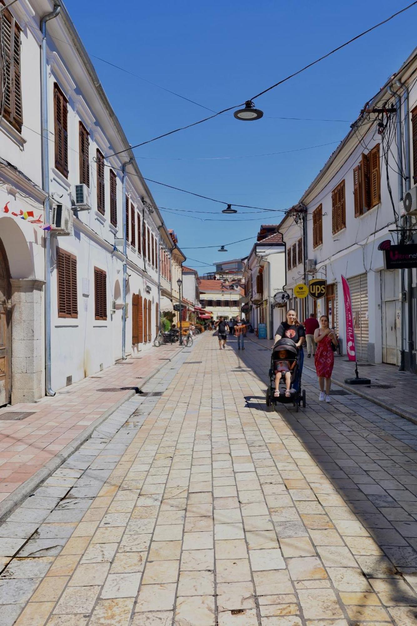 City Nest Shkodër Eksteriør billede